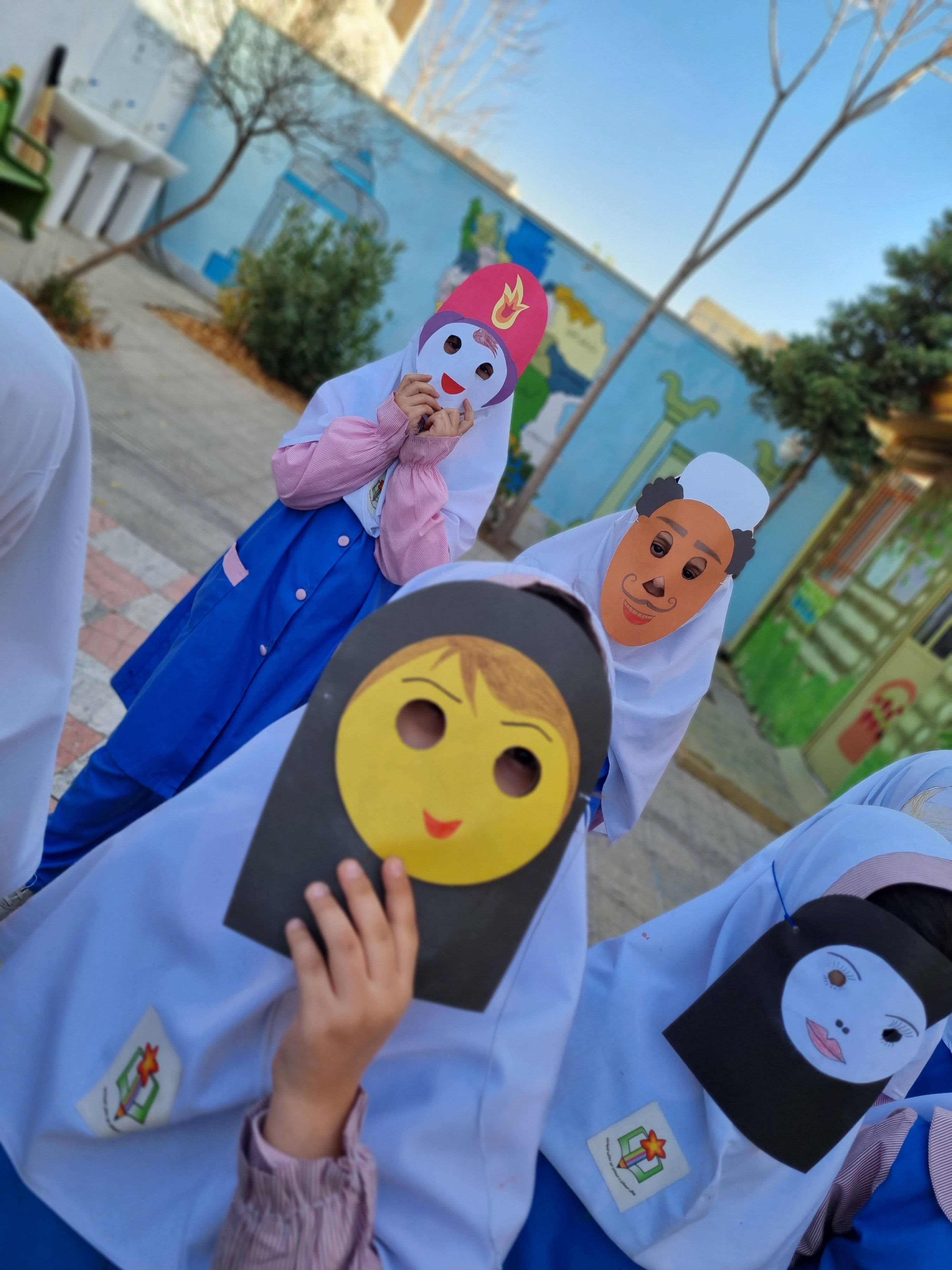 آشنایی با مشاغل - پایه دوم