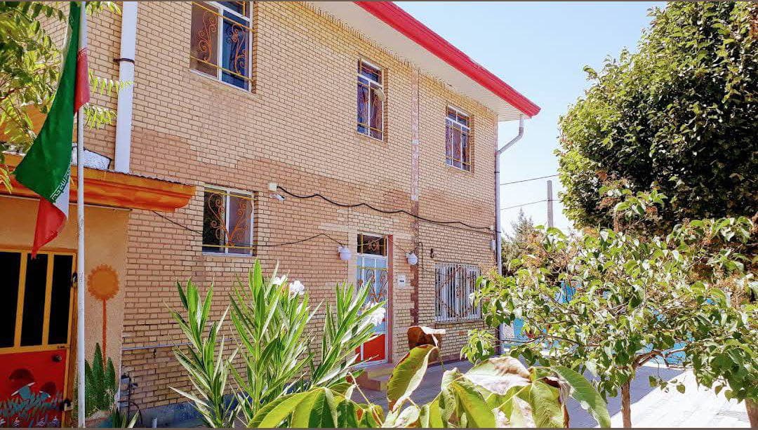 محیط دبستان